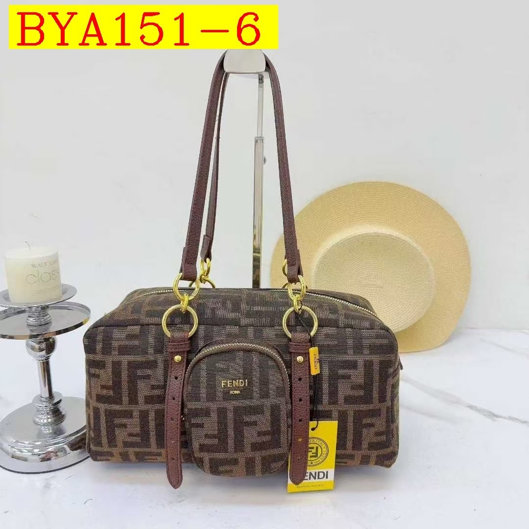 34$ Fendi handbag size 33x15x18cm 719152 BYA151 gallery