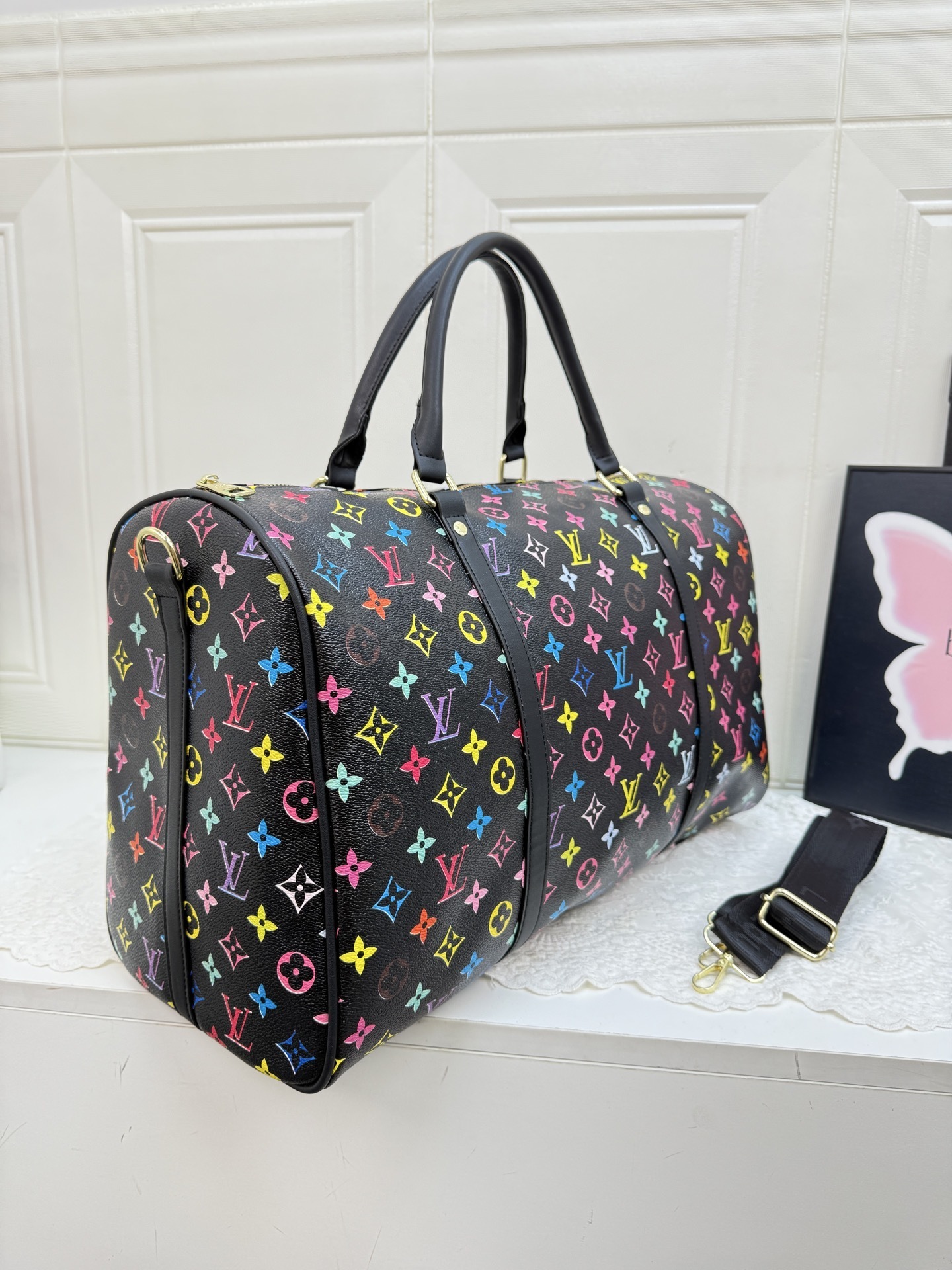 34$ LV 1310 Travelling bag size 47x29x21 cm 613006 BY3397 gallery