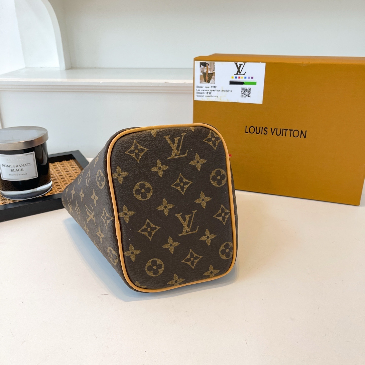 34$ LV 3399 Tote bag size 24x19x13 cm 611520 BY3415 gallery