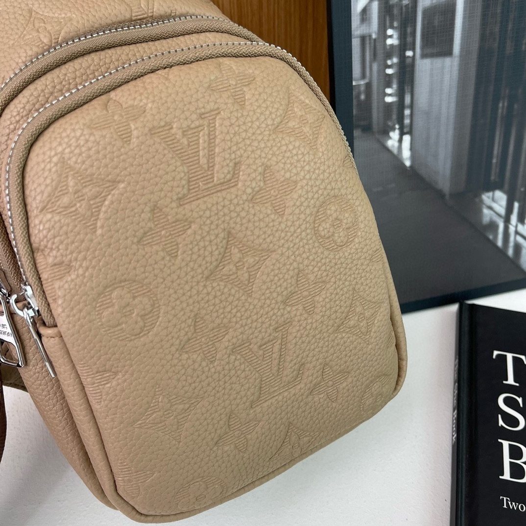 34$ dh LV 3933 Shoulder bag SIZE 16X23X9 CM 31514623347 DX402 gallery