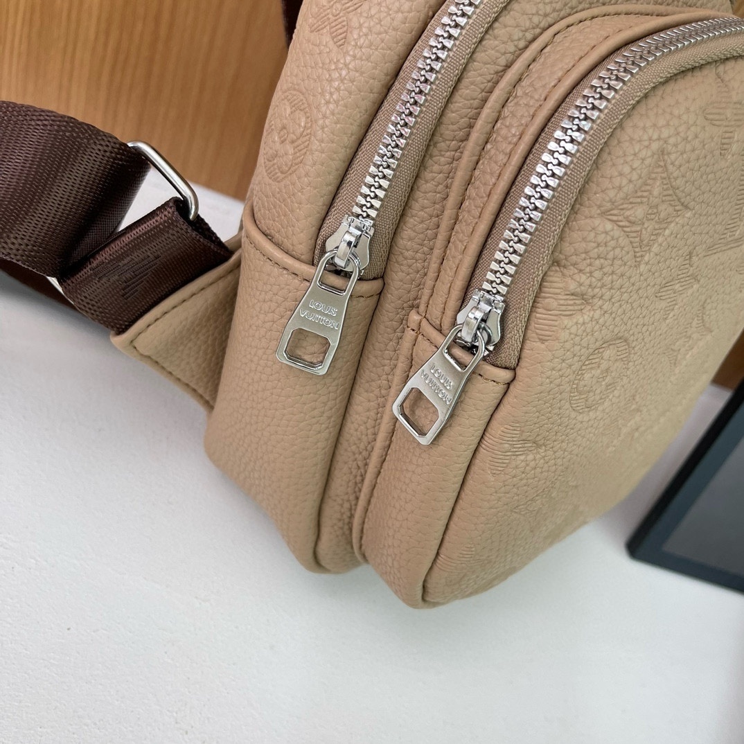 34$ dh LV 3933 Shoulder bag SIZE 16X23X9 CM 31514623347 DX402 gallery