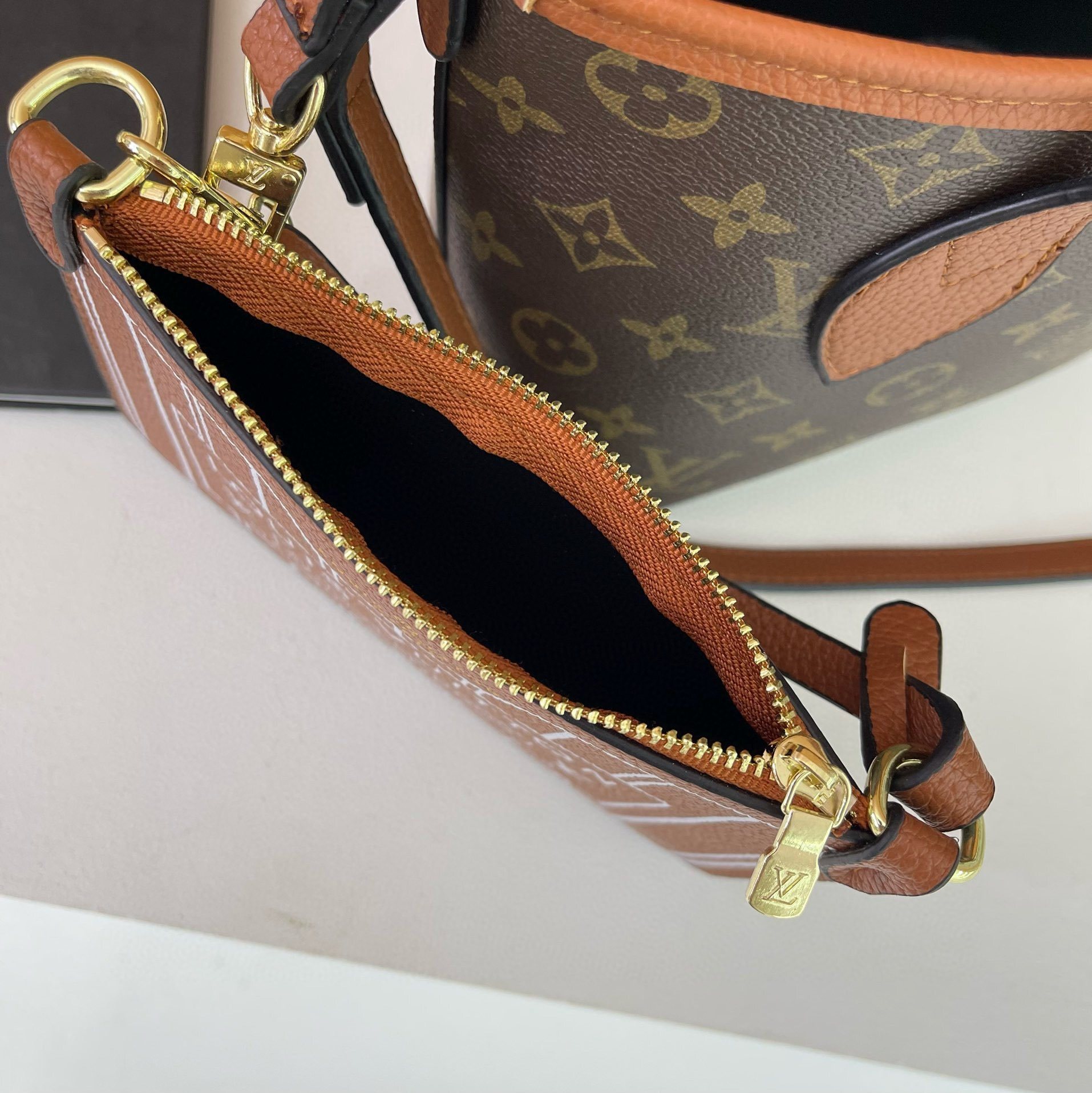 34$ new_dh LV 33332 Shoulder bag SIZE 27X17X11 CM 91542623222 DX272 gallery