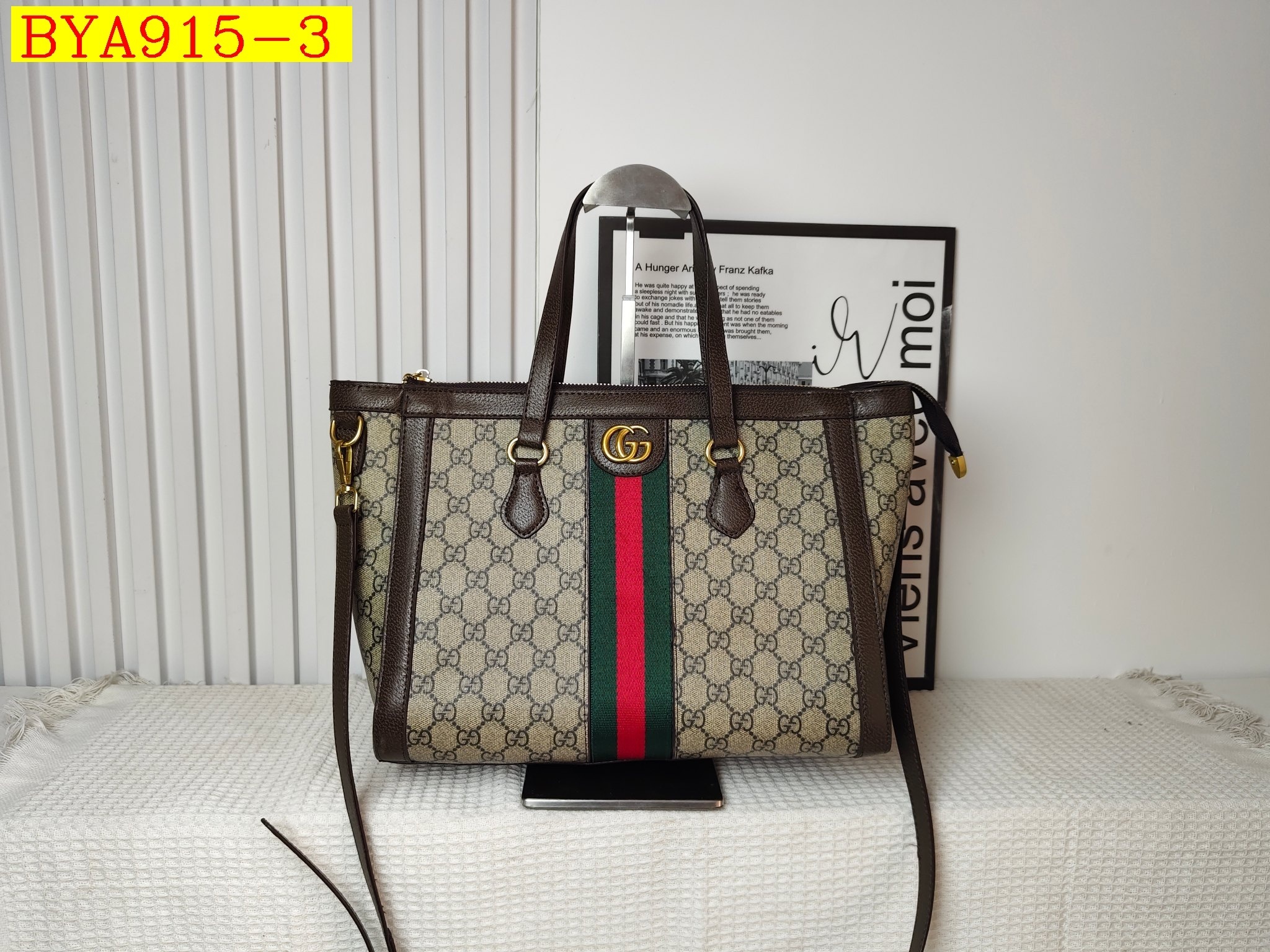 35$ Gucci handbag size S-M 112116 BYA915 gallery