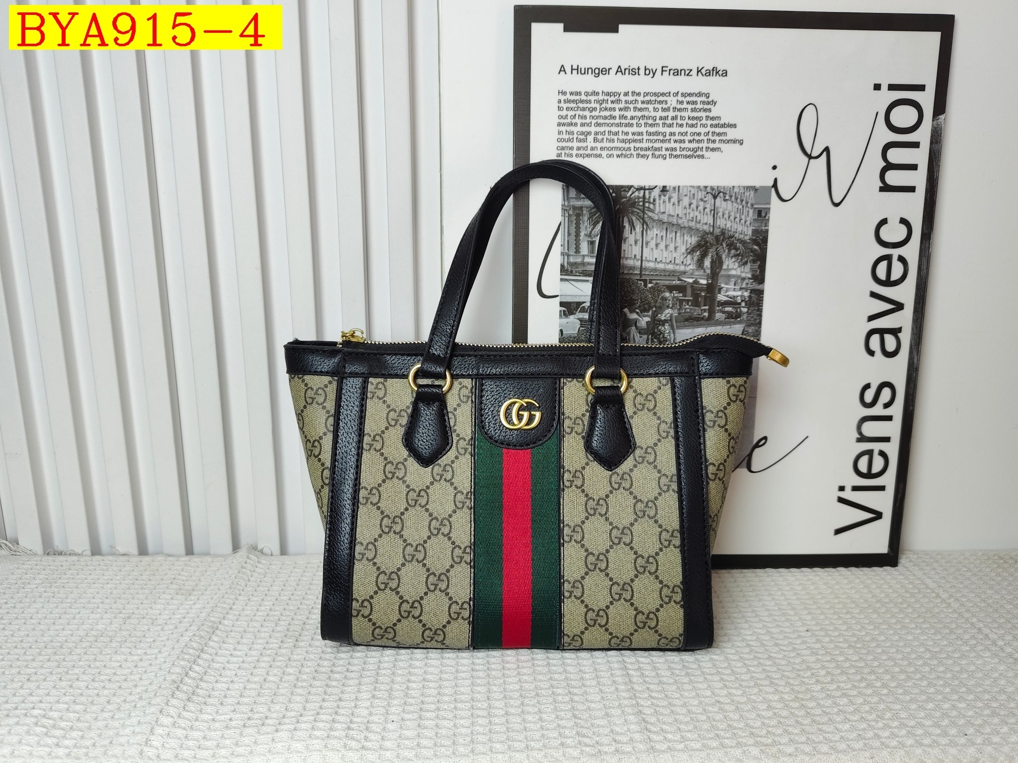 35$ Gucci handbag size S-M 112116 BYA915 gallery