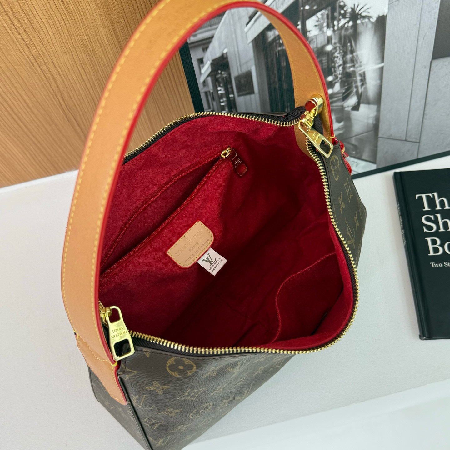 35$ LV 68013 Shoulder bag size 32x21x8 cm 510560 DX794 gallery