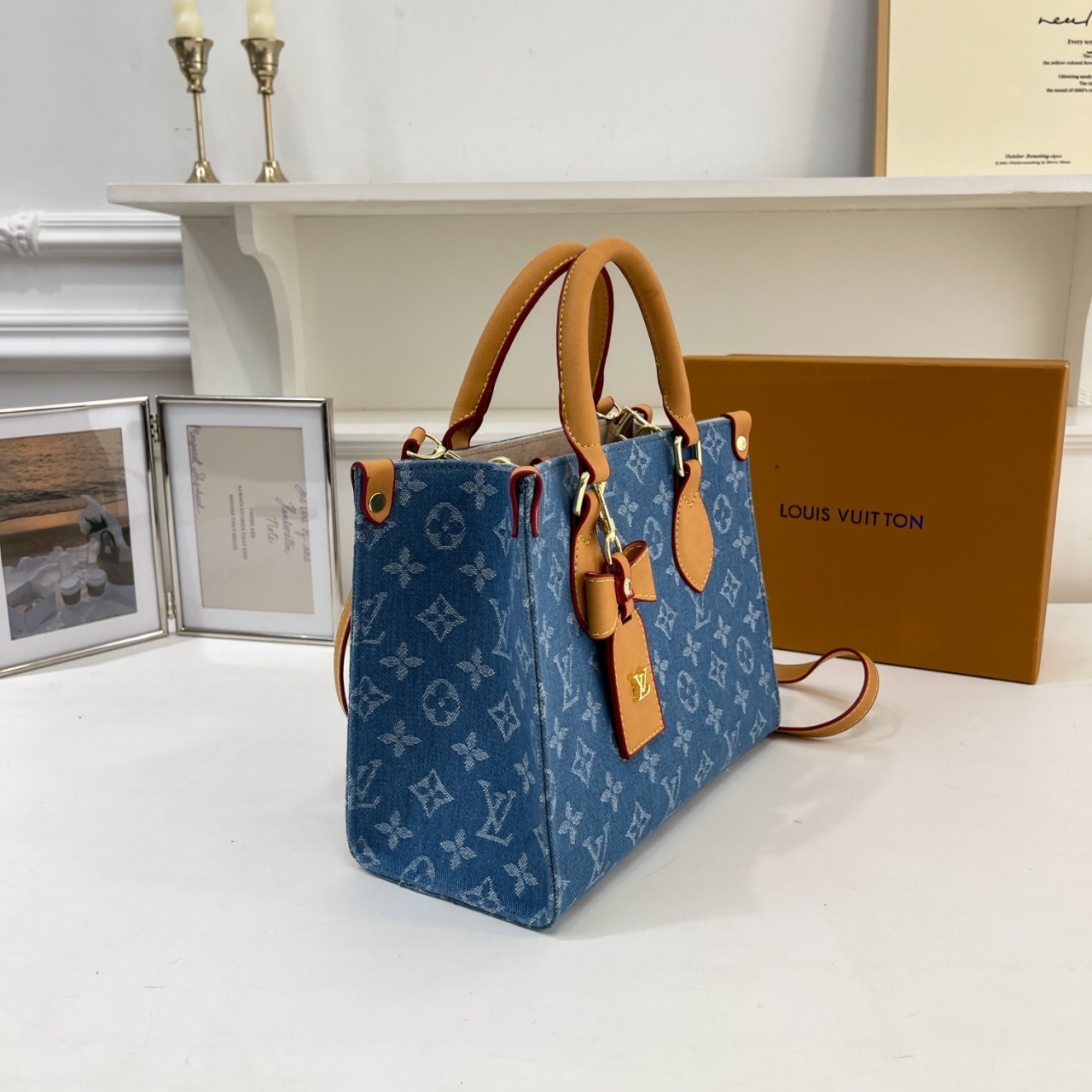 35$ LV 8028 Tote bag size 25x20x12 cm 312432 BY3427 gallery