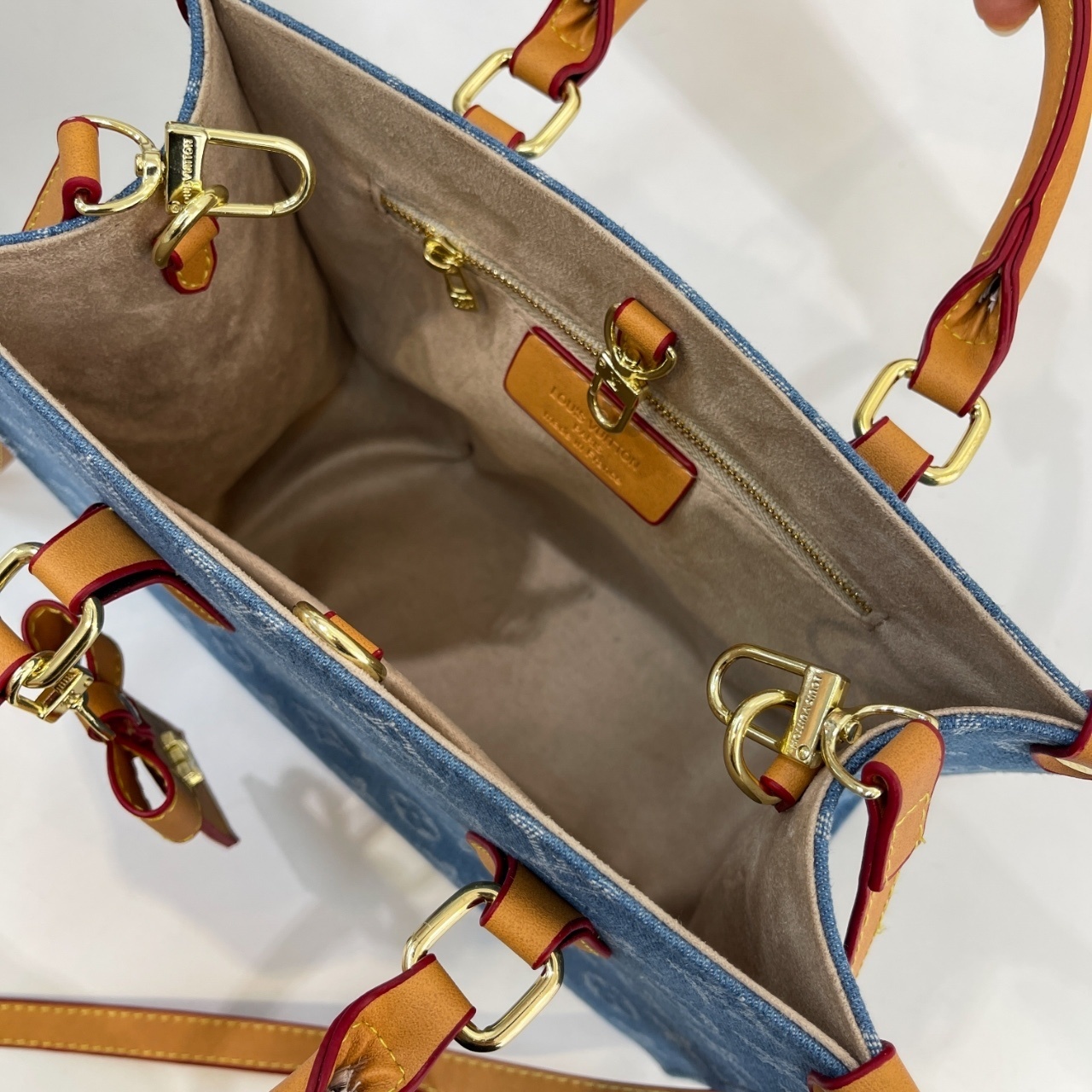 35$ LV 8028 Tote bag size 25x20x12 cm 312432 BY3427 gallery