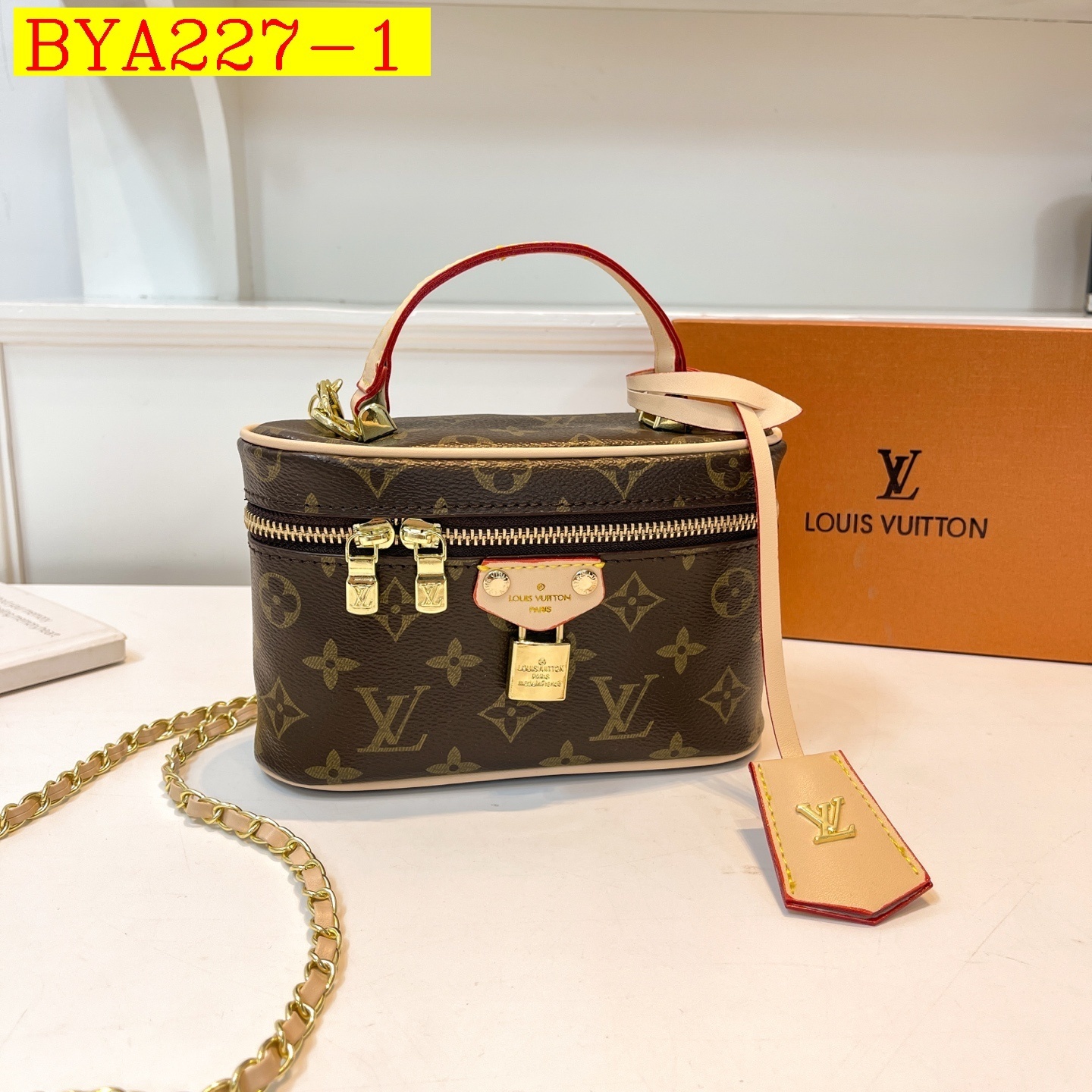 35$ LV Shoulder bag size 19x12x6cm 513138 BYA227 gallery