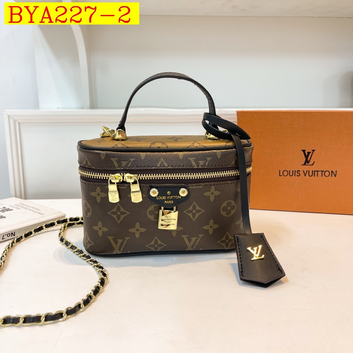 35$ LV Shoulder bag size 19x12x6cm 513138 BYA227 gallery