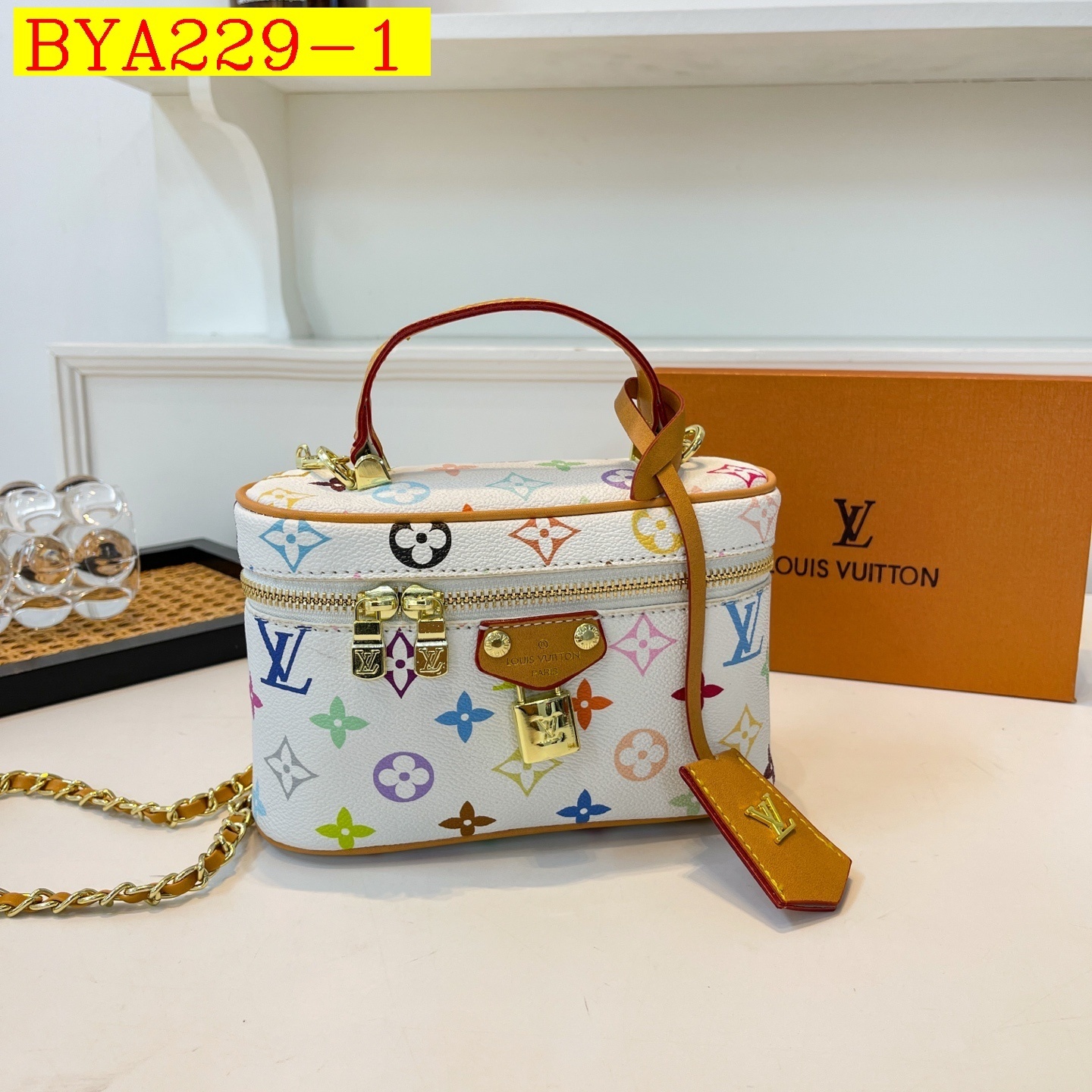 35$ LV Shoulder bag size 19x12x7cm 210128 BYA229 gallery