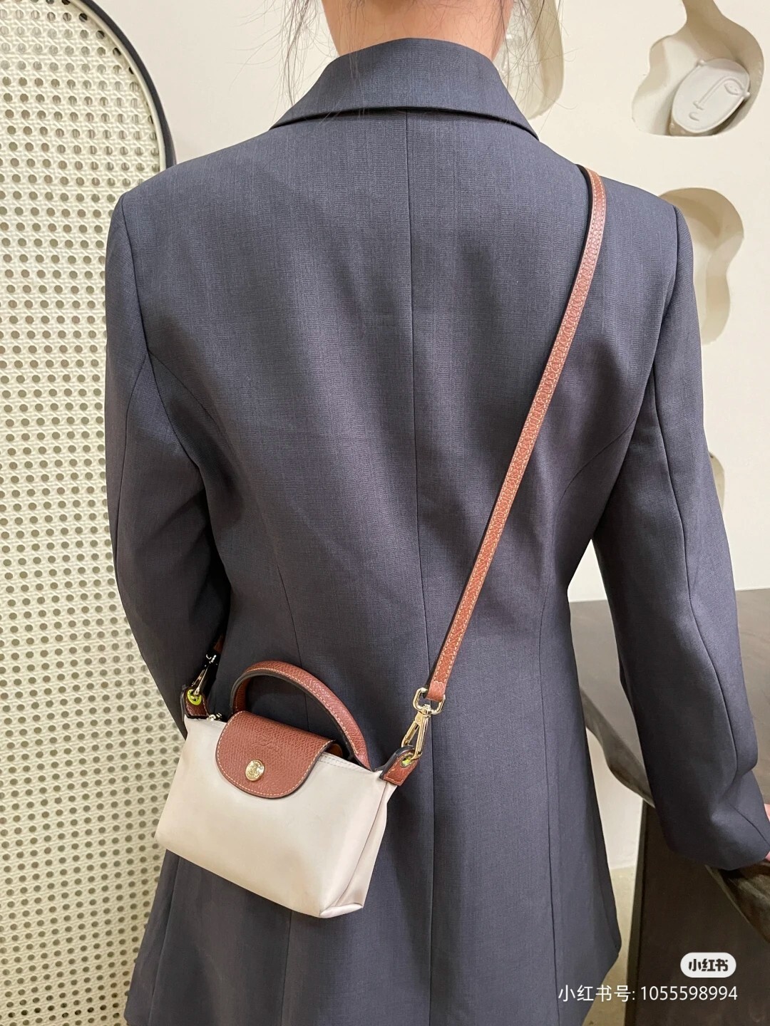 35$ Longchamp Shoulder bag size 17x11x5 cm 915740 YGM9 gallery