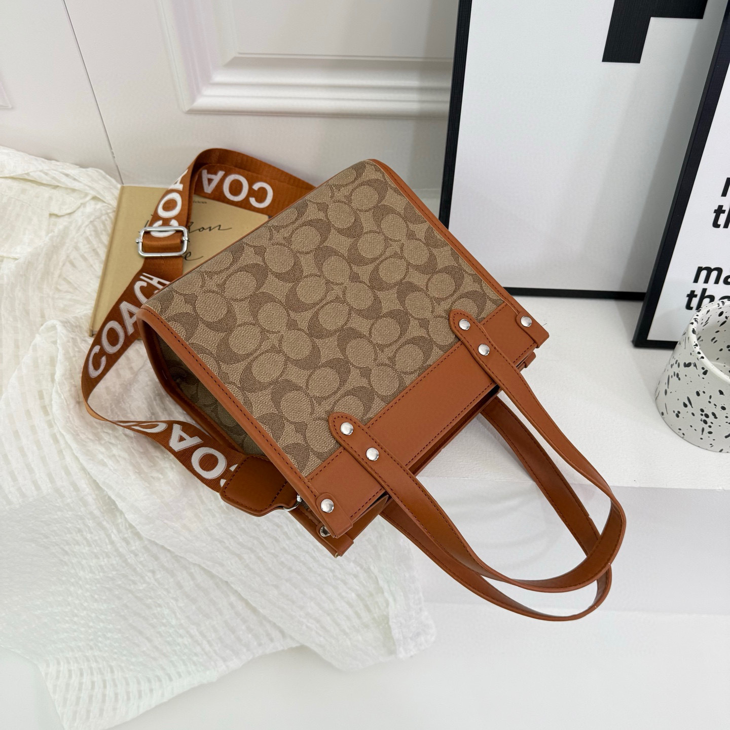 35$ coach tote pu size 22X21X12 cm 316500 DX748 gallery