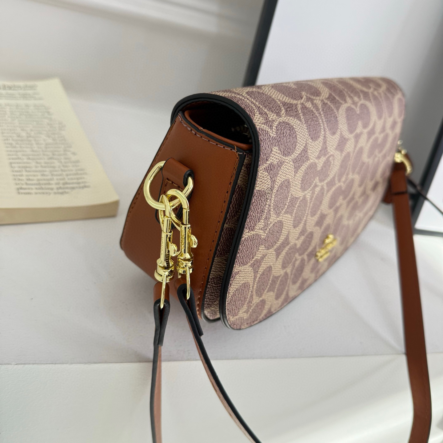 35$ dh COACH 5895 Shoulder bag size 25X14X7 cm 51241023455 DX514 gallery