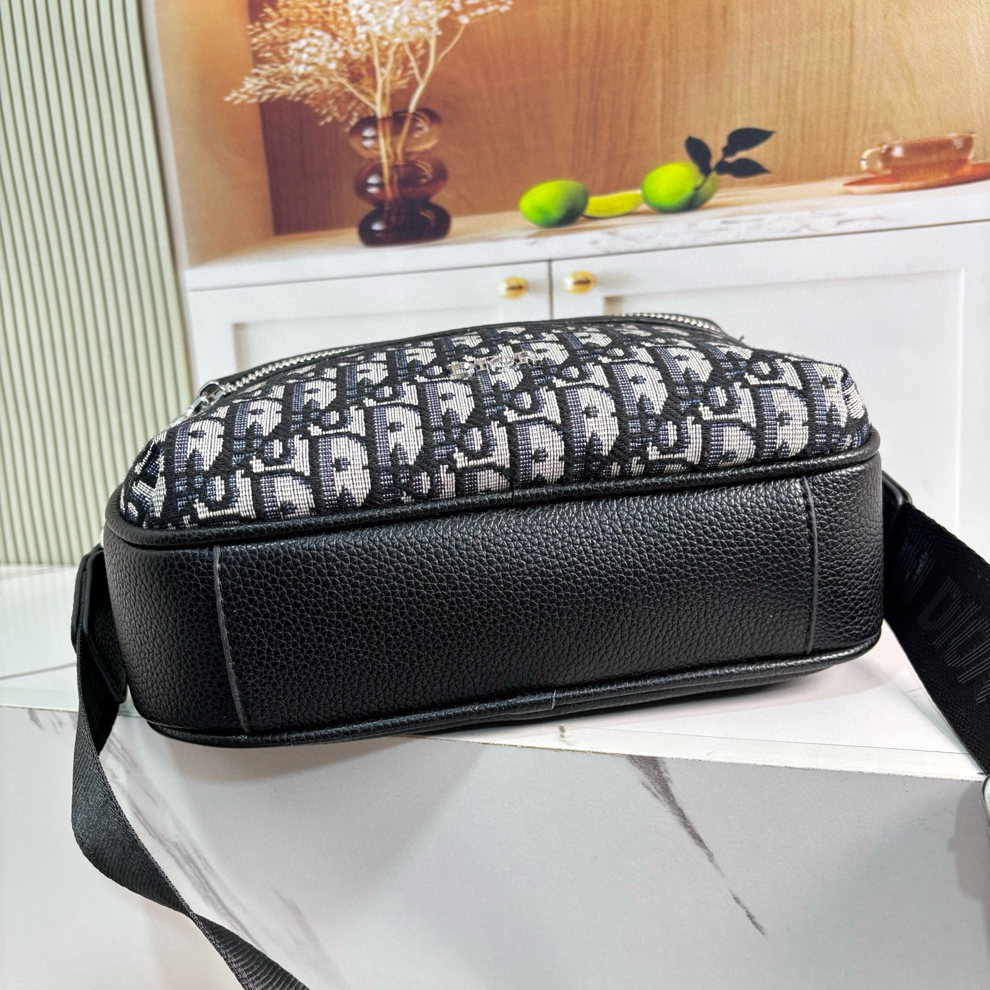 35$ dh Dior 9012 Shoulder bag size 23x18x8 cm 81549623454 DX534 gallery