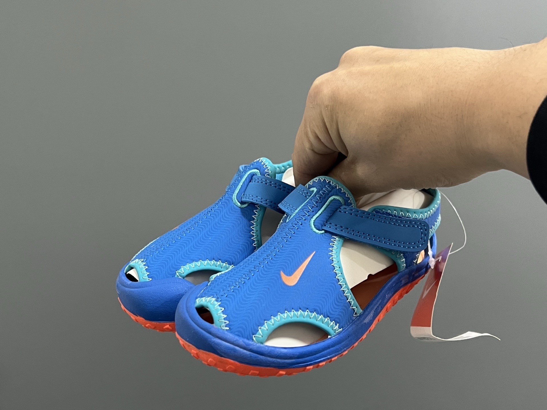 35$ dh Nike for kids size 22-35 41576023454 DK789 gallery