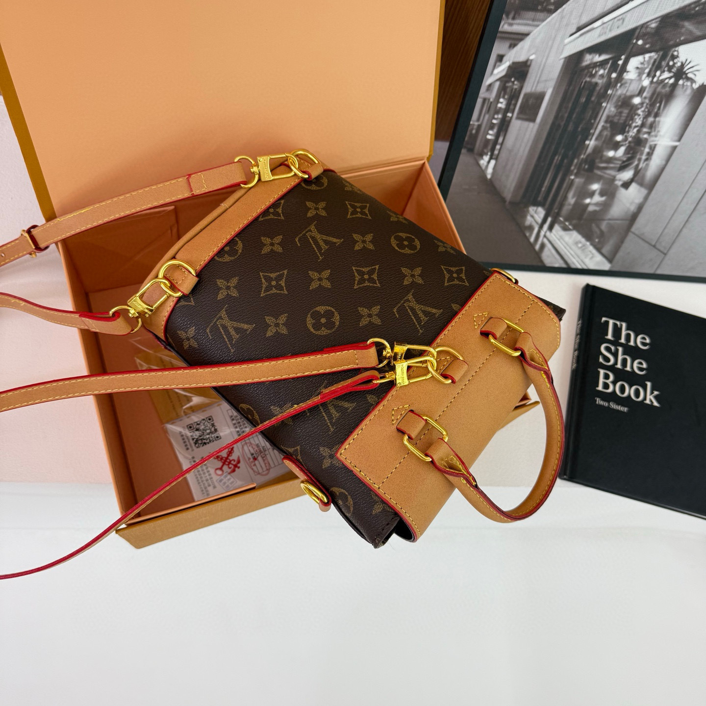 36$ LV 8809 Shoulder bag size 20x23x8 cm 619598 DX796 gallery