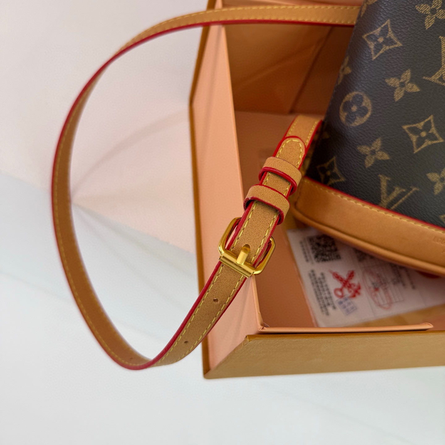 36$ LV 8809 Shoulder bag size 20x23x8 cm 619598 DX796 gallery