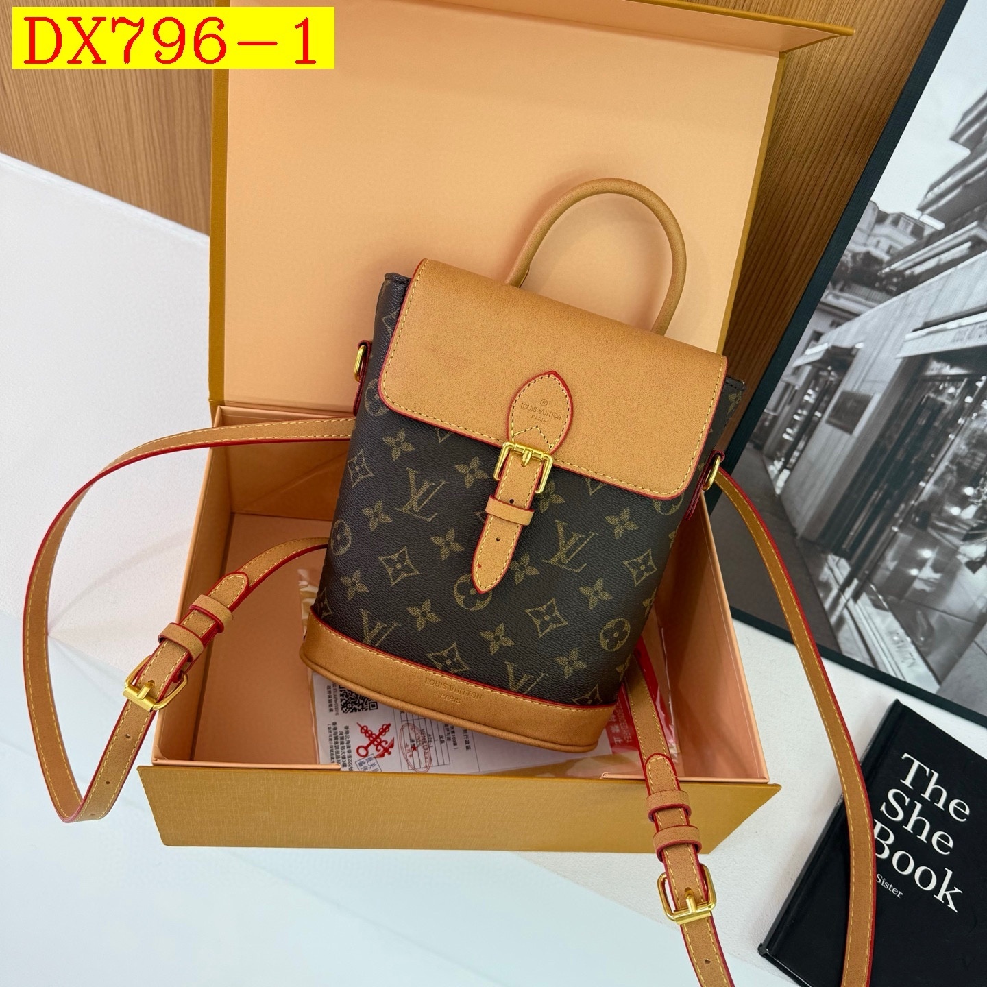36$ LV 8809 Shoulder bag size 20x23x8 cm 619598 DX796 gallery