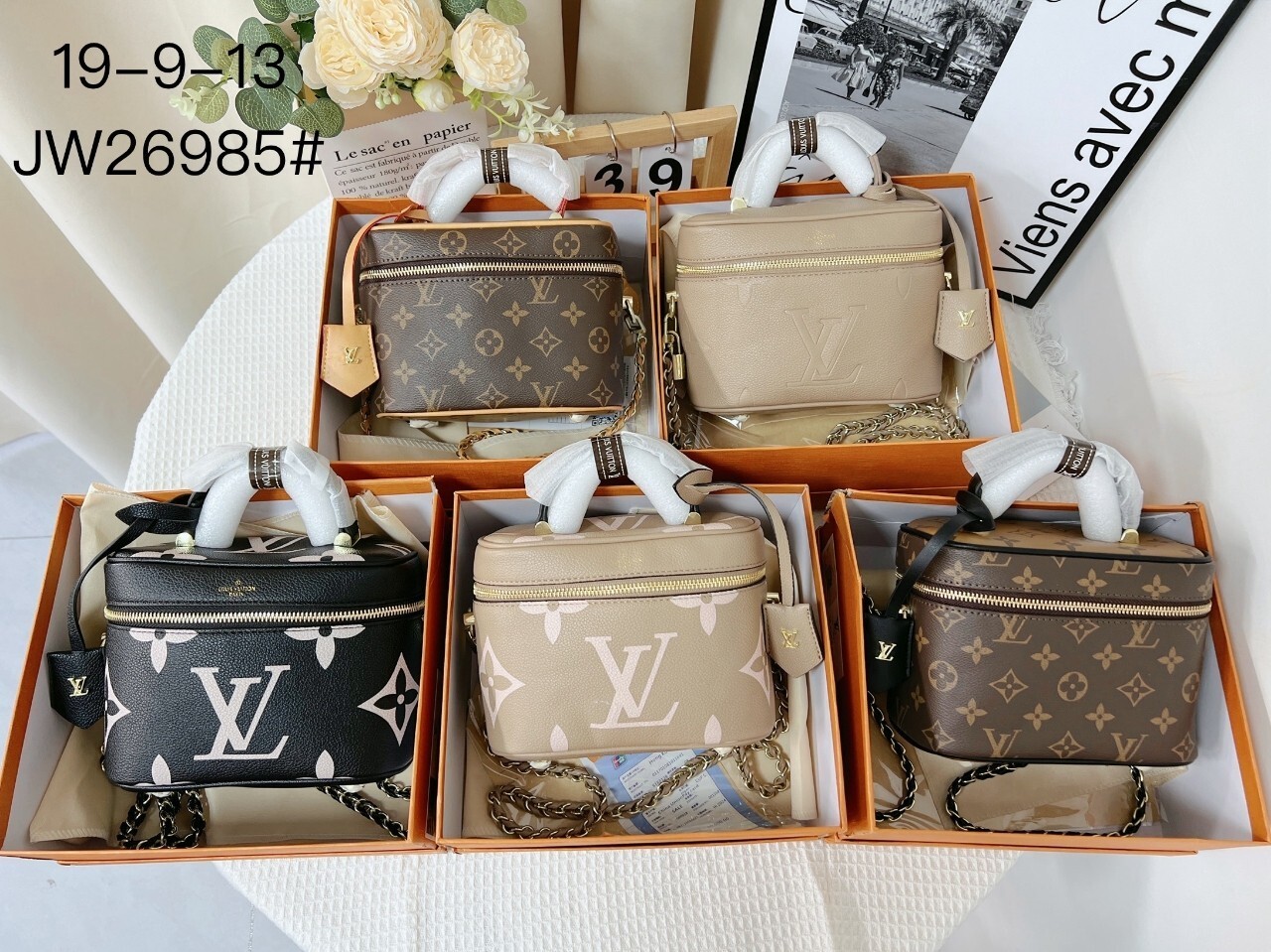 36$ LV Shoulder bag size 19x9x13cm 517370 BYA953 gallery