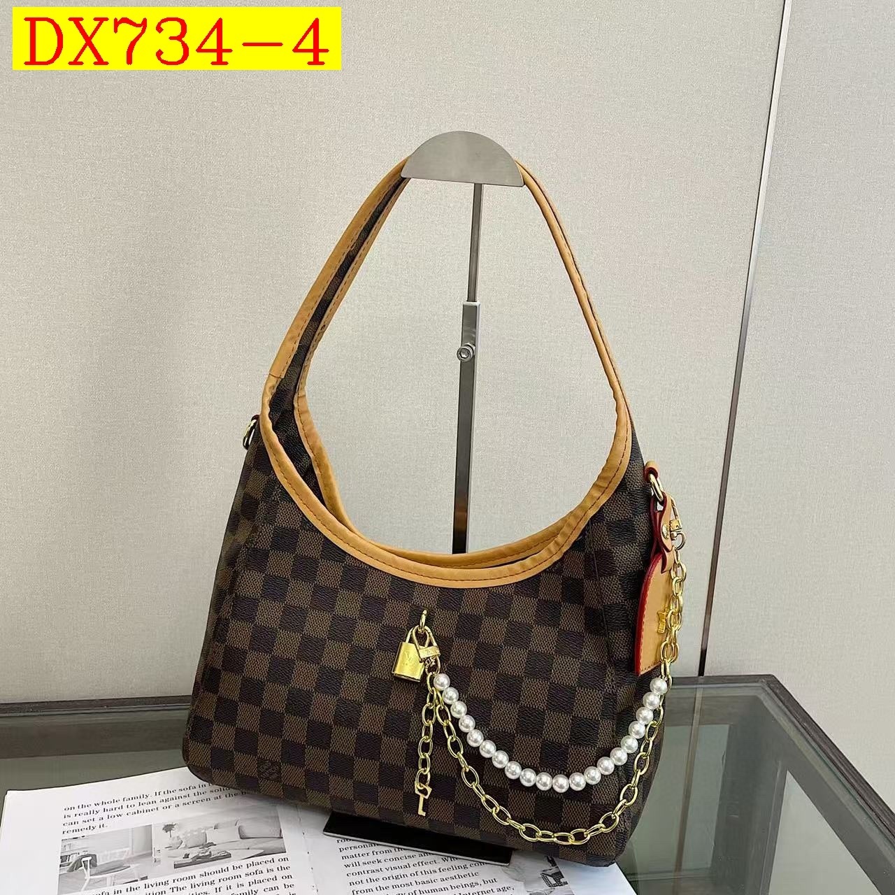 36$ LV Shoulder bag size 26x20x10 cm 910556 DX734 gallery
