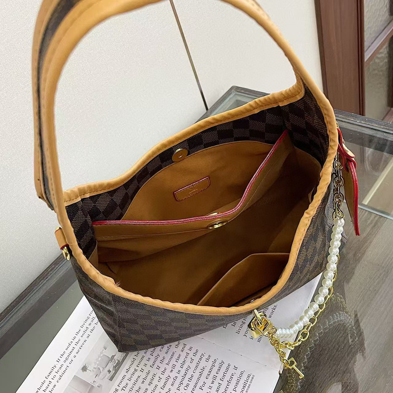 36$ LV Shoulder bag size 26x20x10 cm 910556 DX734 gallery