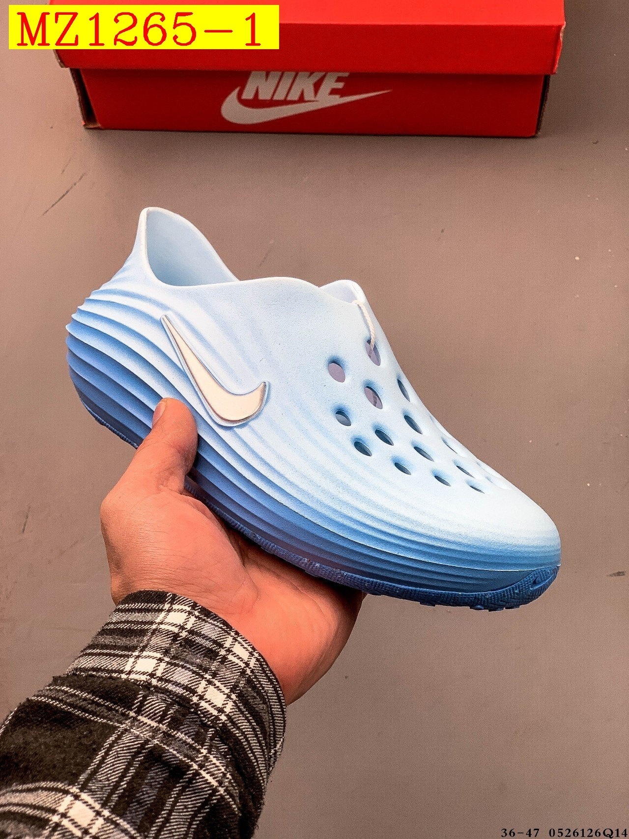 36$ Nike Reactx Rejuven8 size 36-46 711420 MZ1265 gallery