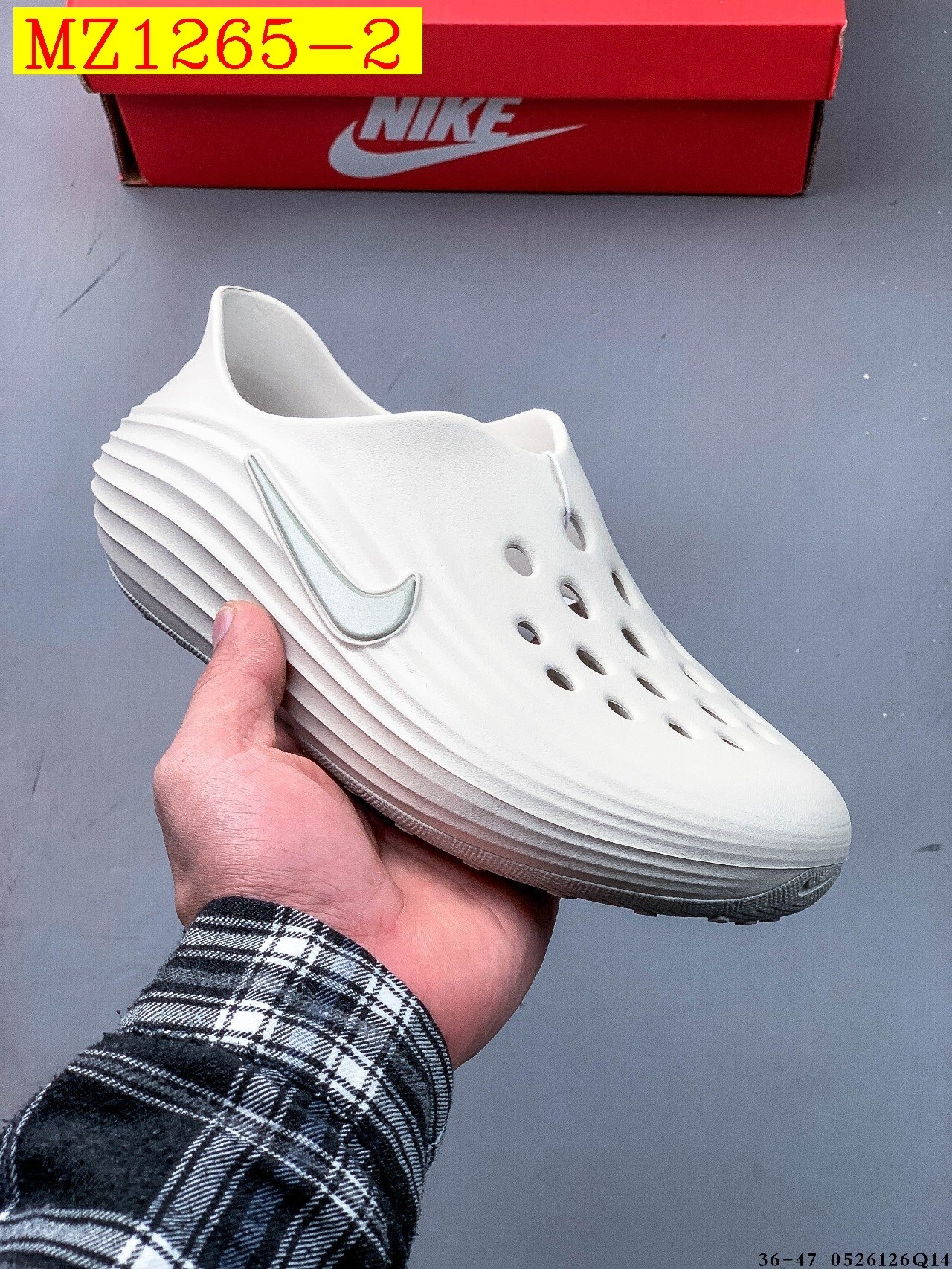 36$ Nike Reactx Rejuven8 size 36-46 711420 MZ1265 gallery