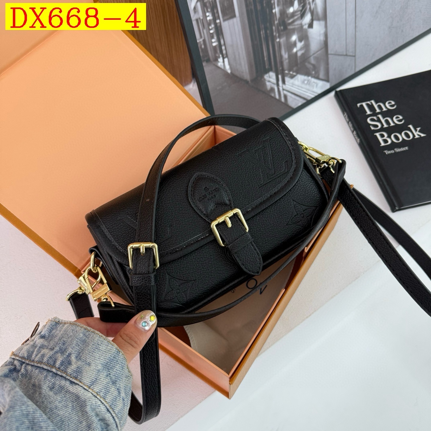 36$ dh LV 8003 Shoulder bag size 19X12X6 cm 91854023562 DX668 gallery