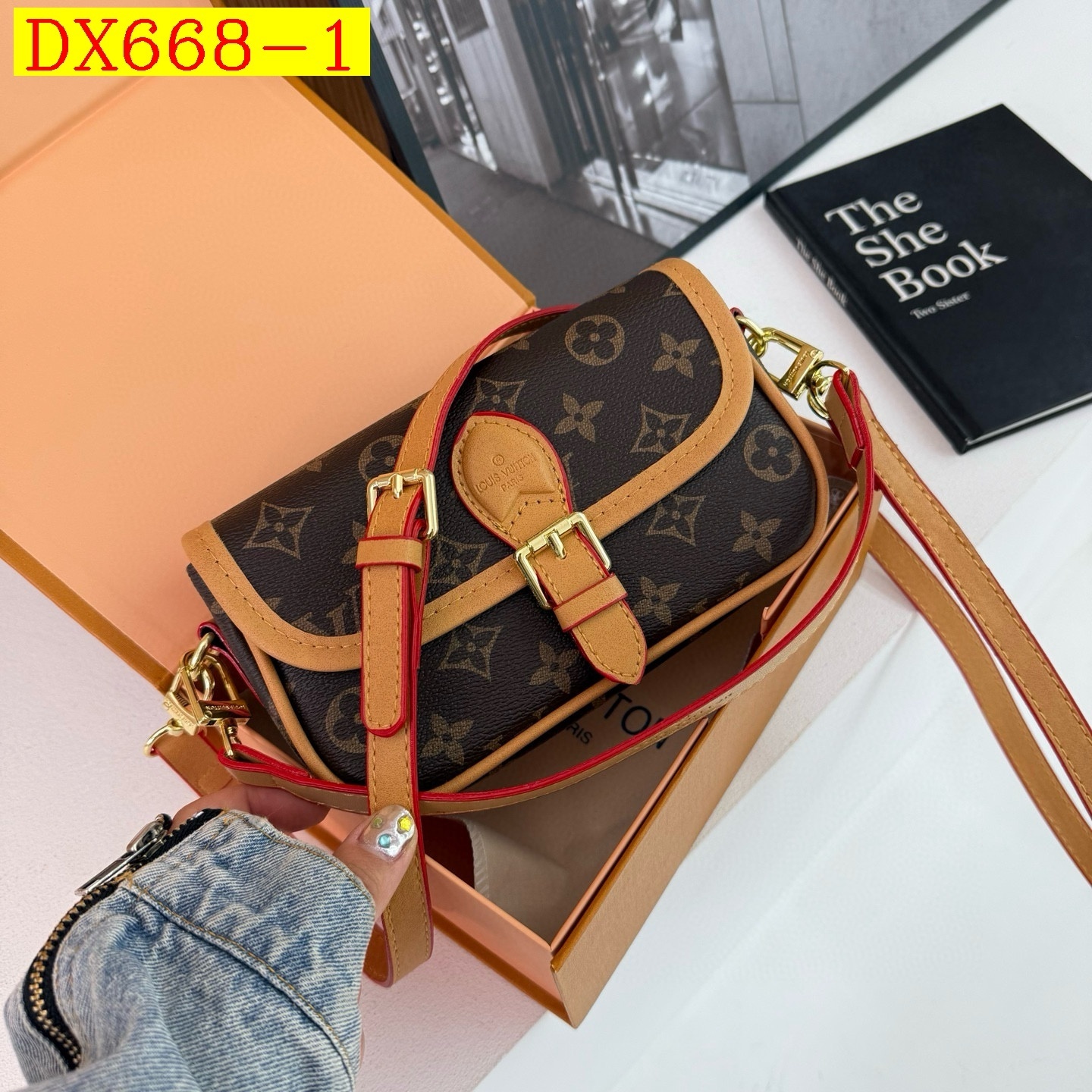 36$ dh LV 8003 Shoulder bag size 19X12X6 cm 91854023562 DX668 gallery
