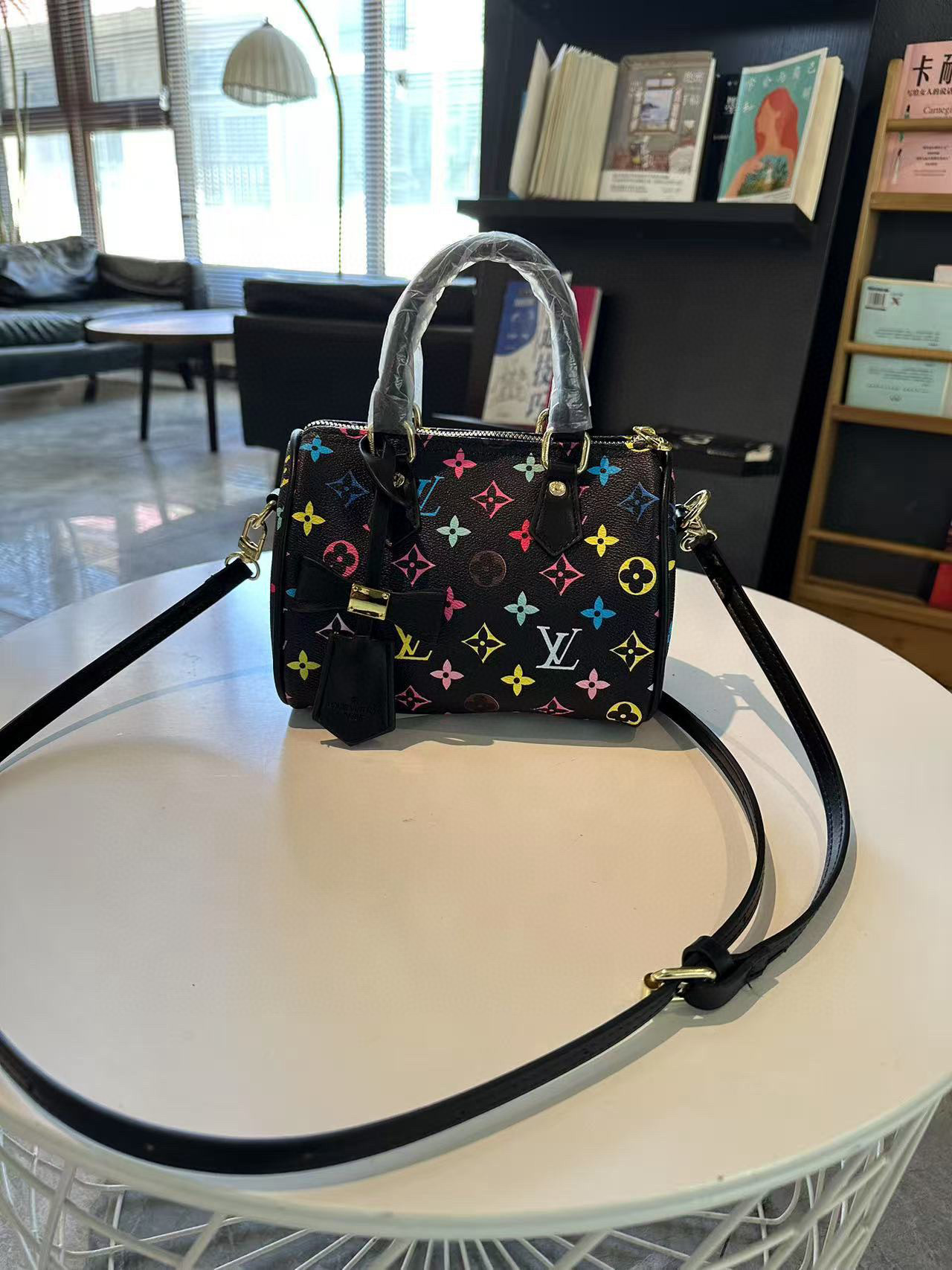 36$ dh Lv pu Shoulder bag size 20X15cm 71459623561 DX682 gallery