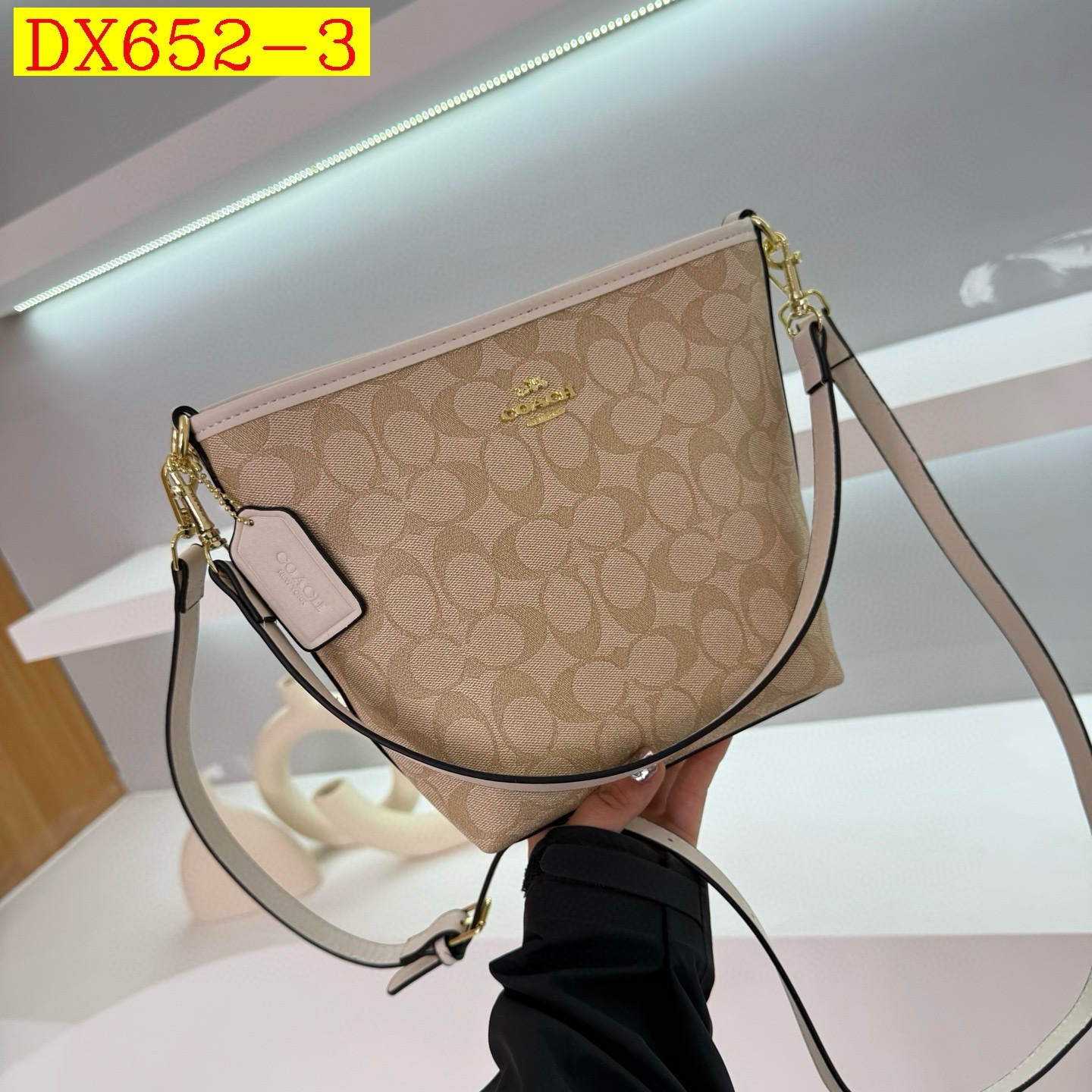 36$ dh coach 98016 city pu Shoulder bag size 27x20x12 cm 91854623564 DX652 gallery