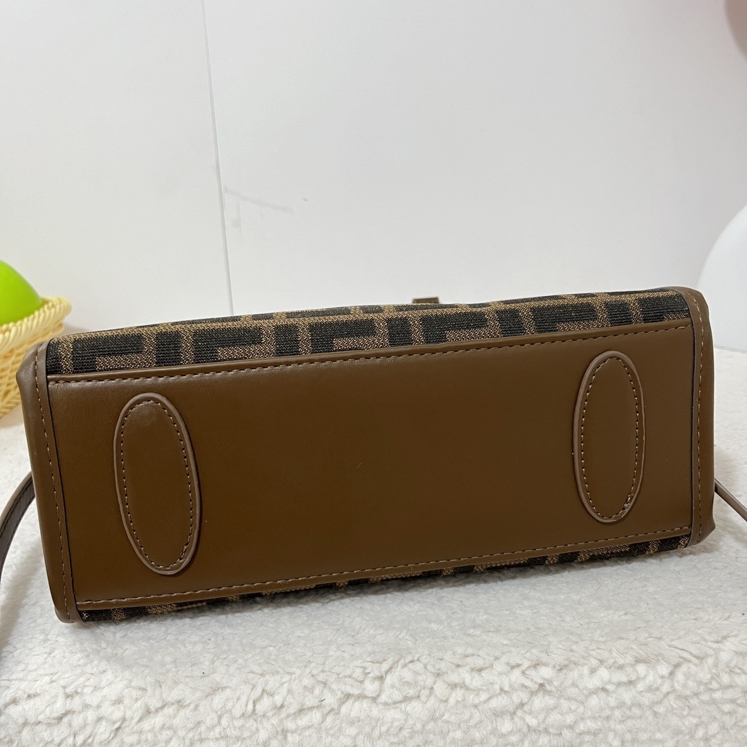 36$ new_dh FENDI 8912 Shoulder bag SIZE 26X20X11 CM 50291823440 DX344 gallery