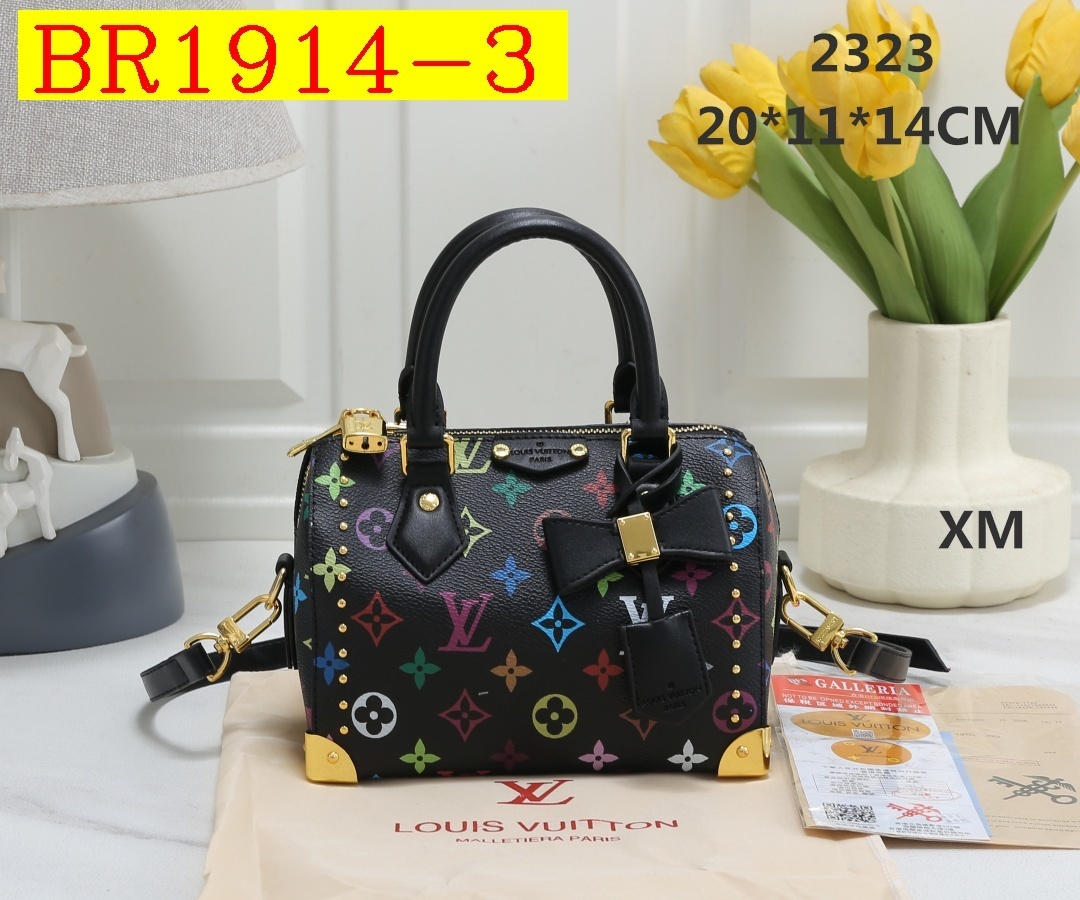 37$ LV 2323 Shoulder bag size 20X11X14 cm 911820 BR1914 gallery