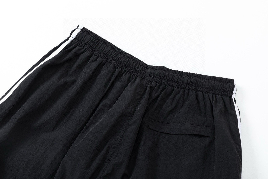 37$ dh Balenciaga adidas Pants size S-XL 51246023577 DA234 gallery