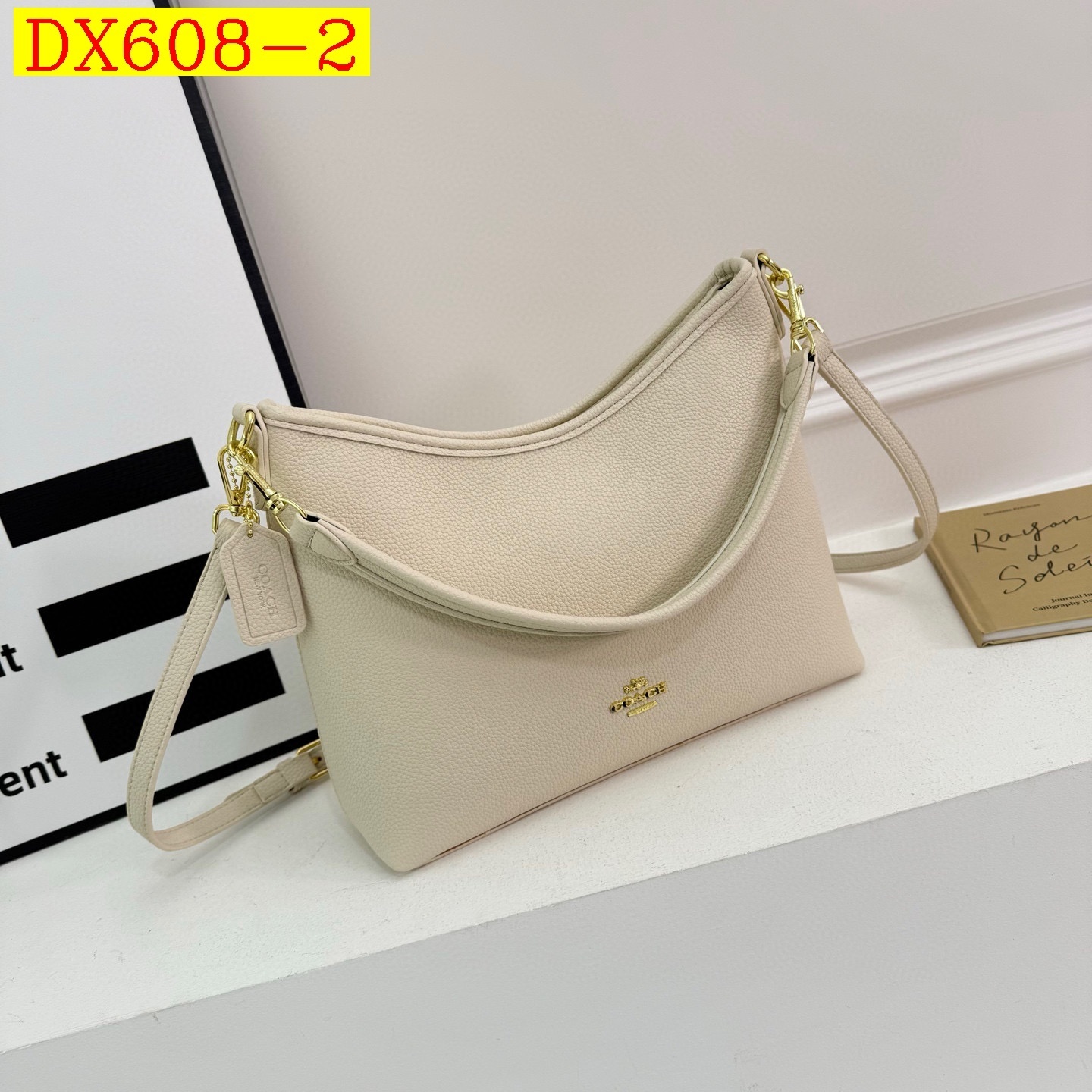 37$ dh COACH 98010 Shoulder bag size 33X25X11 CM 91457623577 DX608 gallery