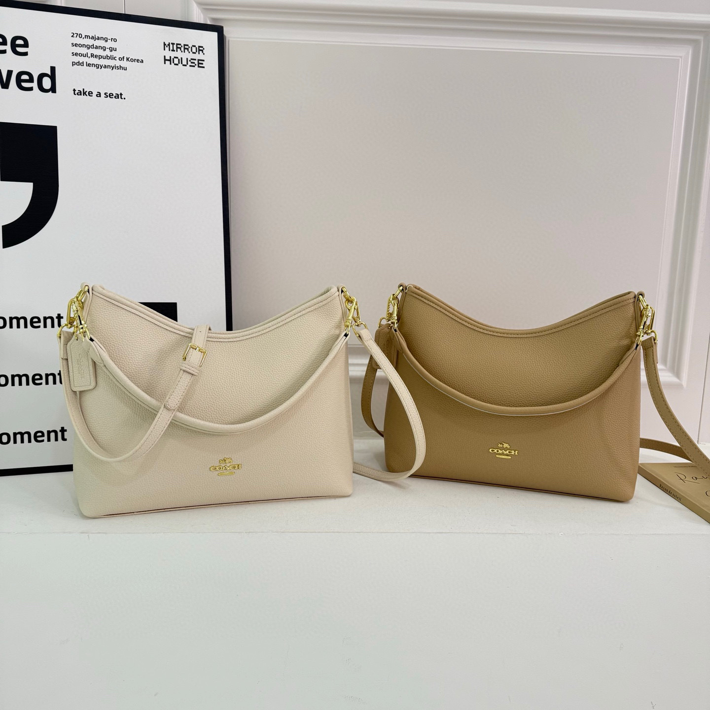 37$ dh COACH 98010 Shoulder bag size 33X25X11 CM 91457623577 DX608 gallery