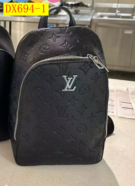 37$ dh LV 99813 Backpack bag pu size 20X28X6 cm 91652823578 DX694 gallery