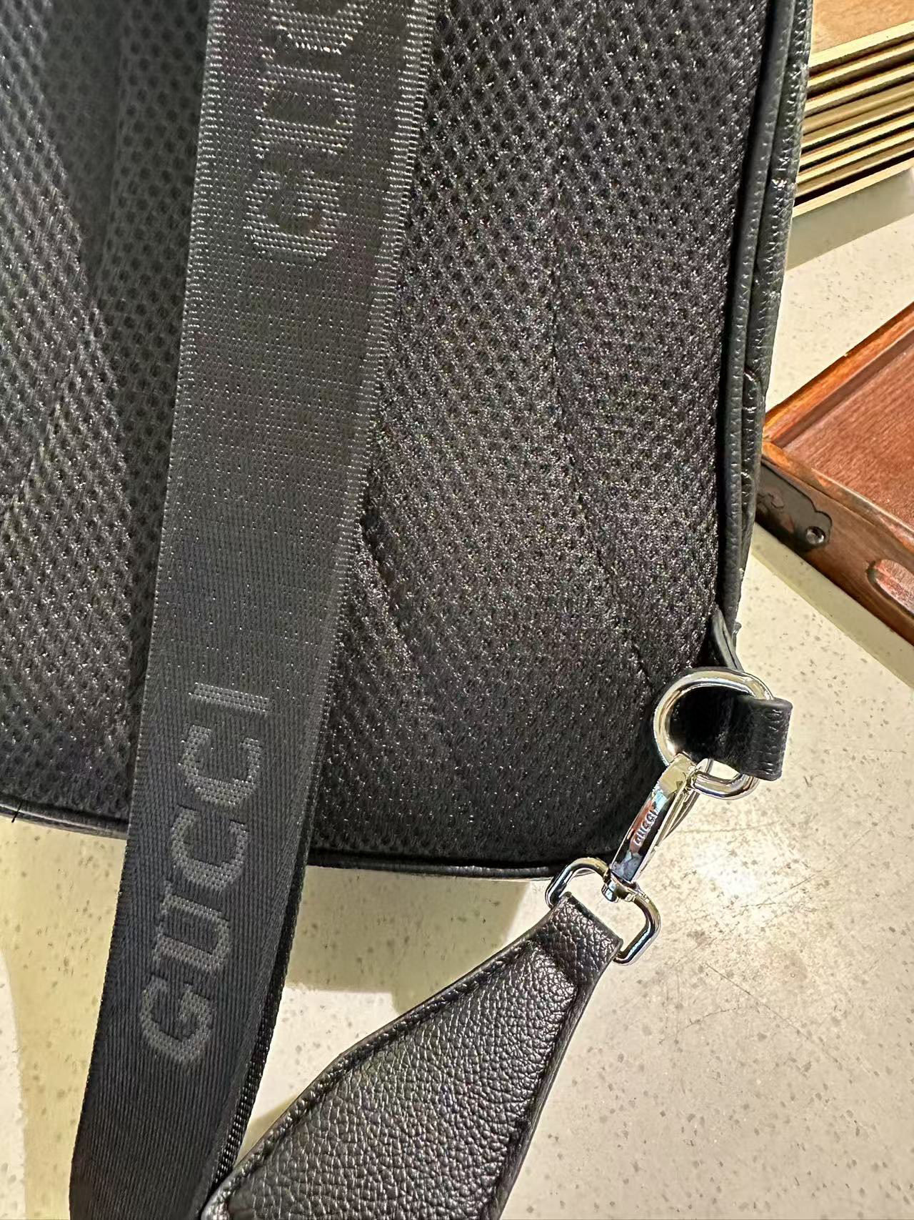 37$ dh LV 99813 Backpack bag pu size 20X28X6 cm 91652823578 DX694 gallery