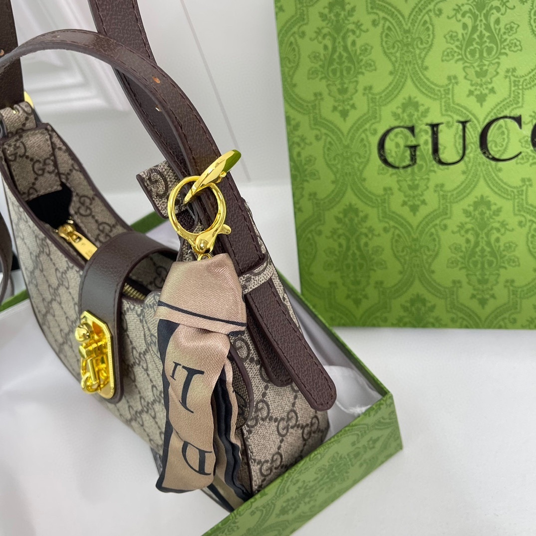 37$ new_dh LV HB8048 Crescent bag PU SIZE 22X18X6 CM 81457623450 DX248 gallery