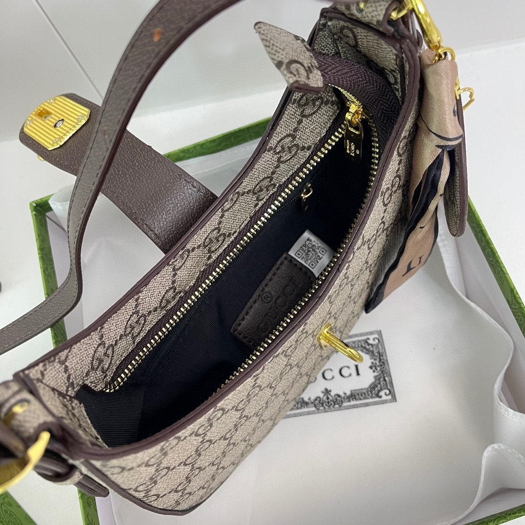 37$ new_dh LV HB8048 Crescent bag PU SIZE 22X18X6 CM 81457623450 DX248 gallery