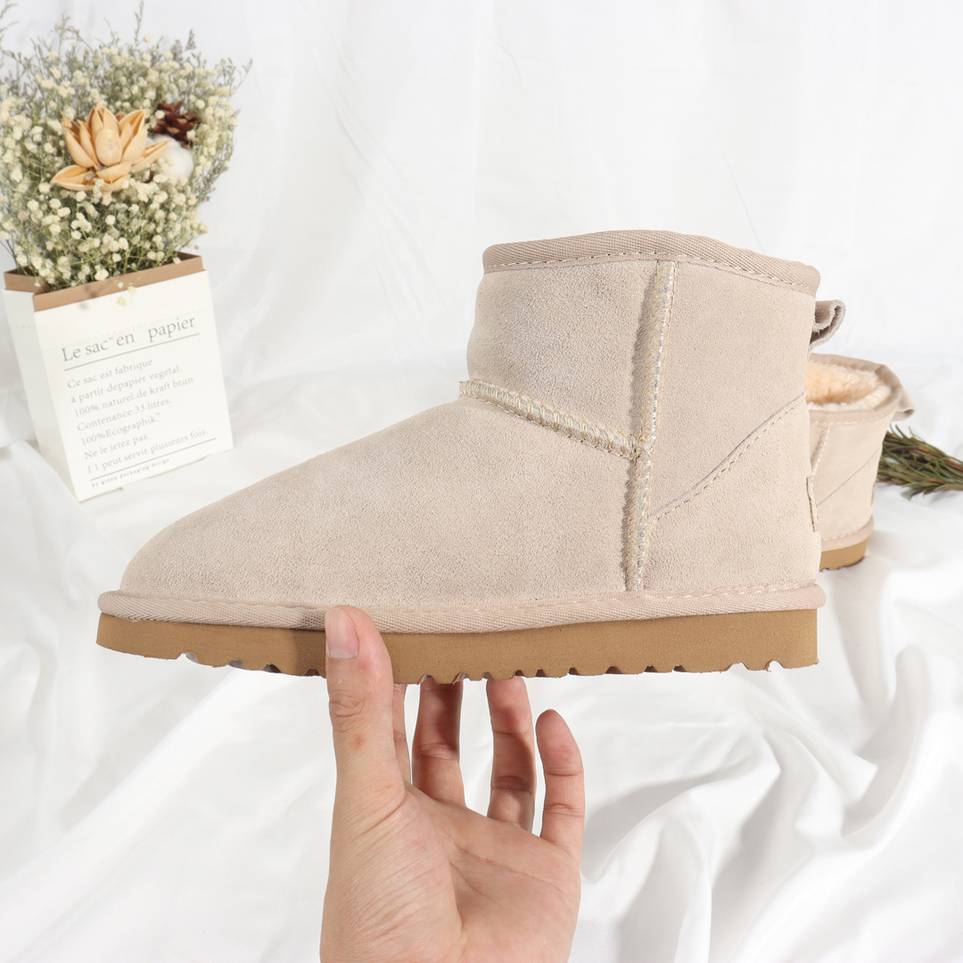 37$ new_dh UGG 5854 Artificial wool  size 34-43 11936023358 MG43 gallery