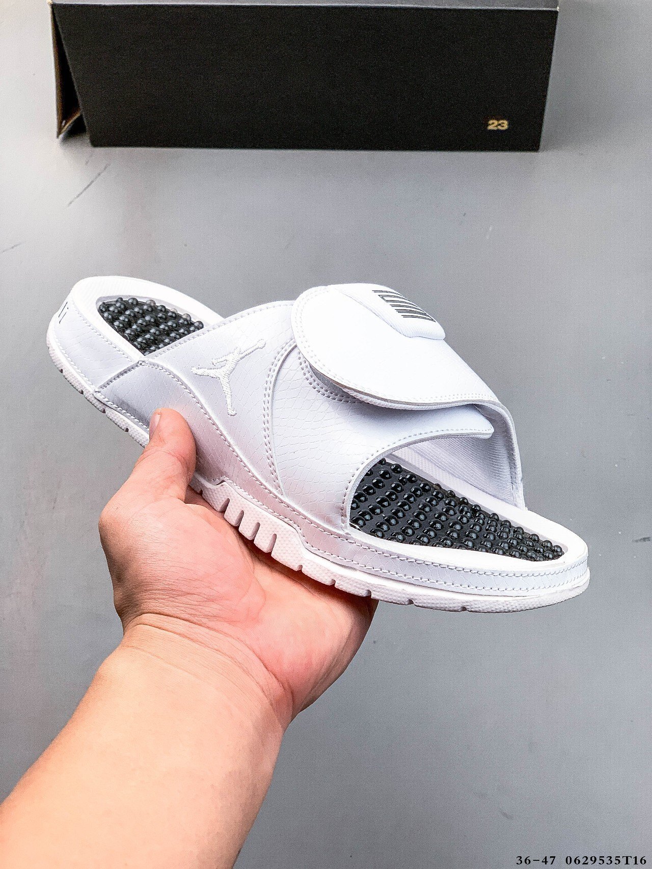 38$ AIR JORDAN HYDRO XI RETRO size 36-45 419620 QT126 gallery