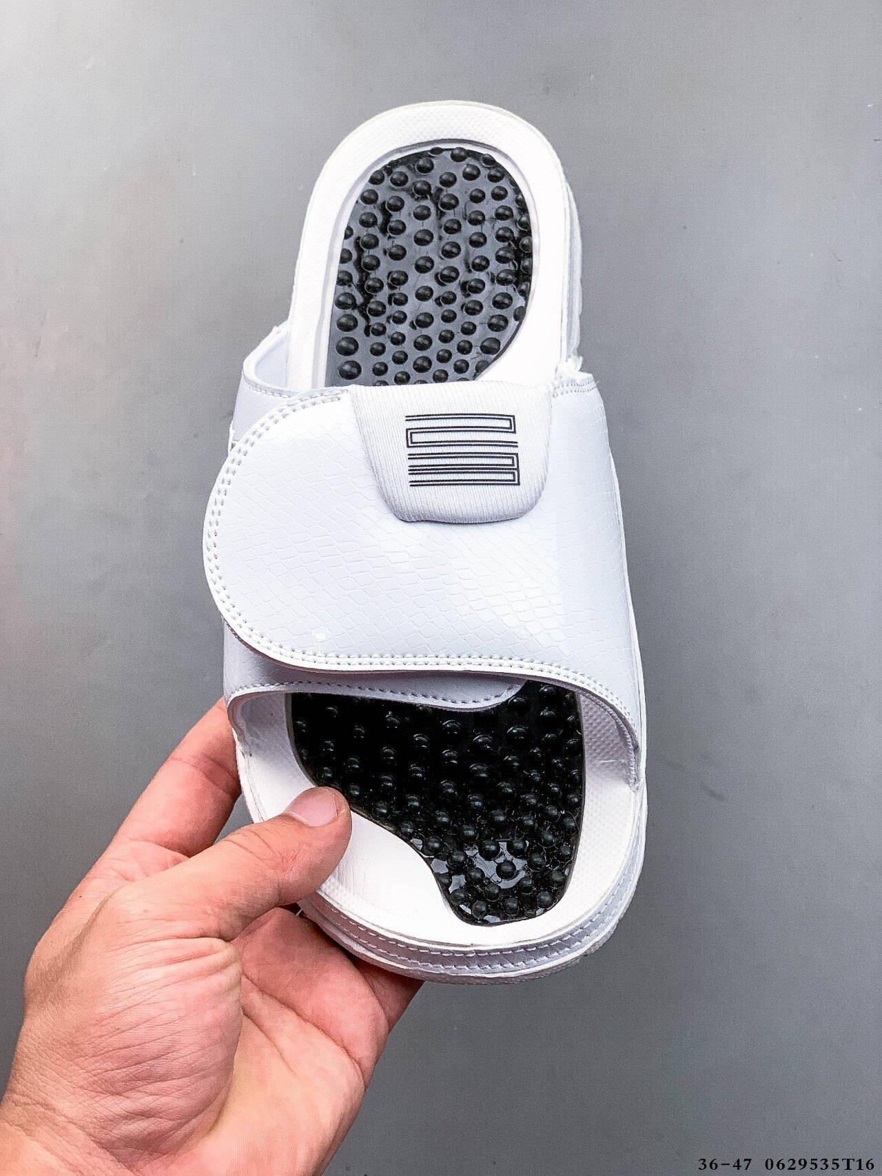 38$ AIR JORDAN HYDRO XI RETRO size 36-45 419620 QT126 gallery