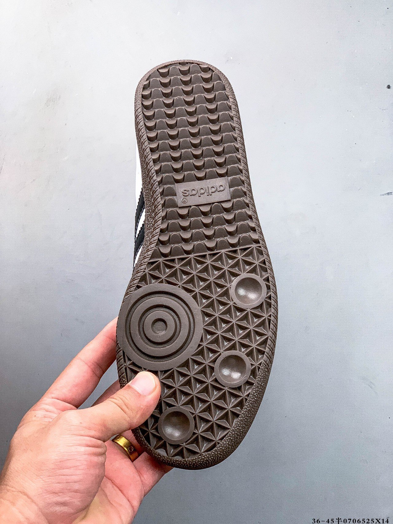 38$ Adidas Samba OG size 36-45 half 618490 QT486 gallery