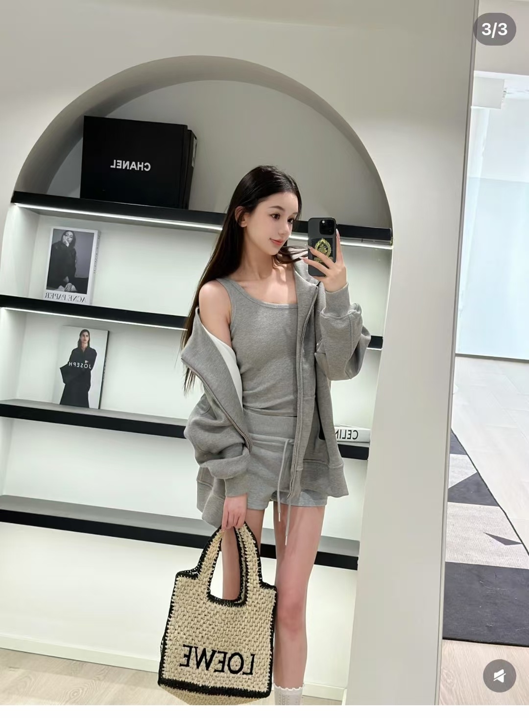 38$ LOEWE 027 Tote bag size 24X19 CM 210860 BR2162 gallery