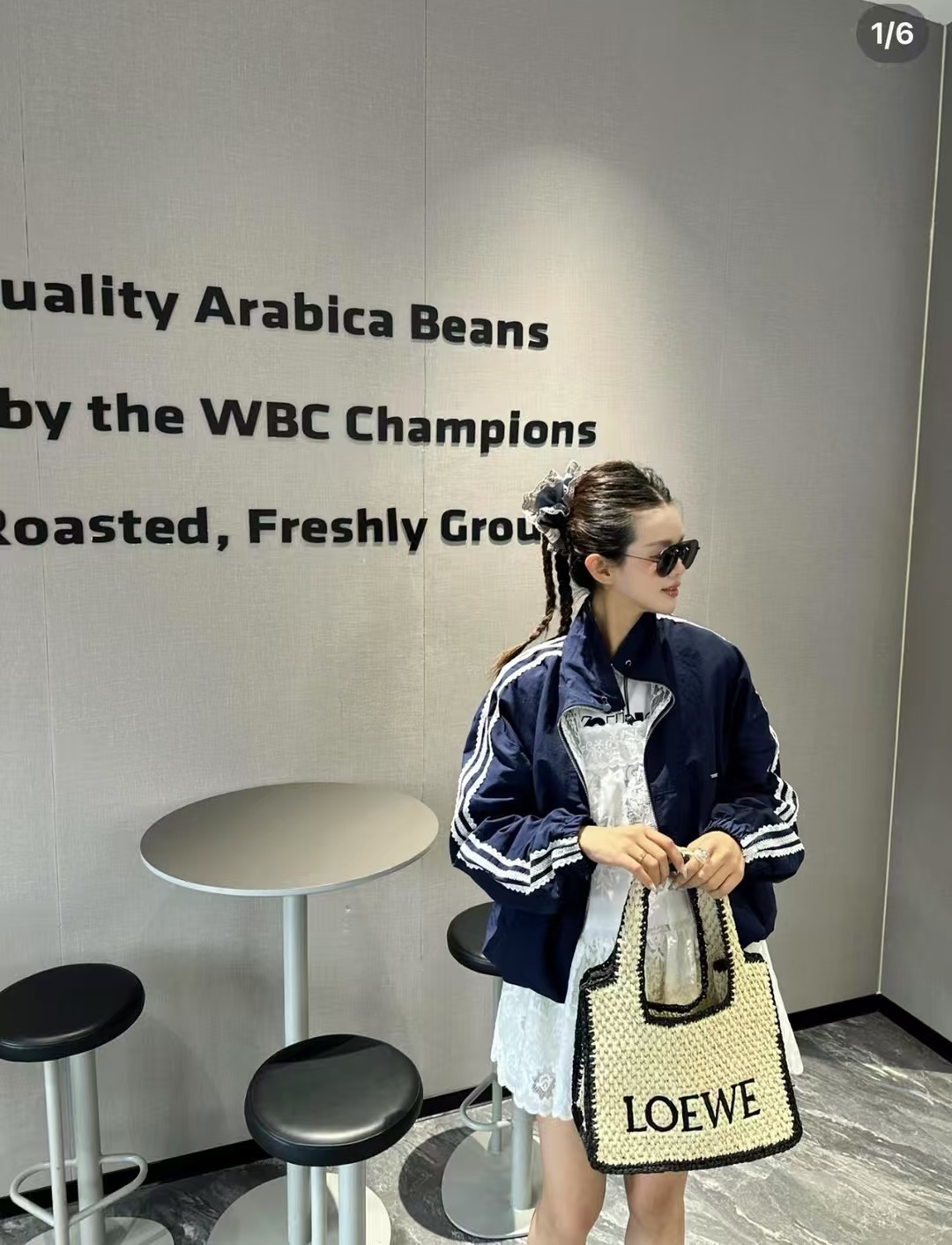 38$ LOEWE 027 Tote bag size 24X19 CM 210860 BR2162 gallery