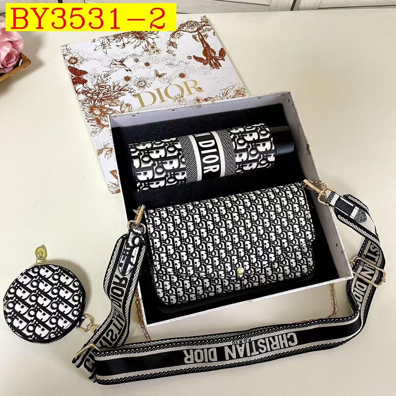 38$ LV Shoulder bag 017582 BY3531 gallery