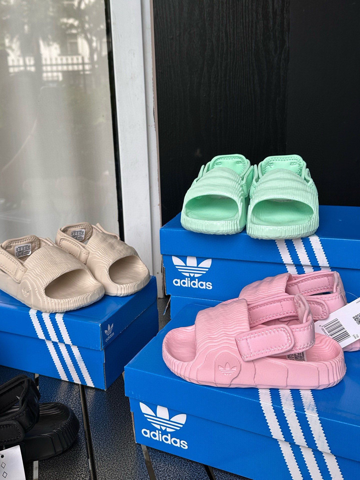 38$ adidas for kids size 25-35 311980 CDT174 gallery