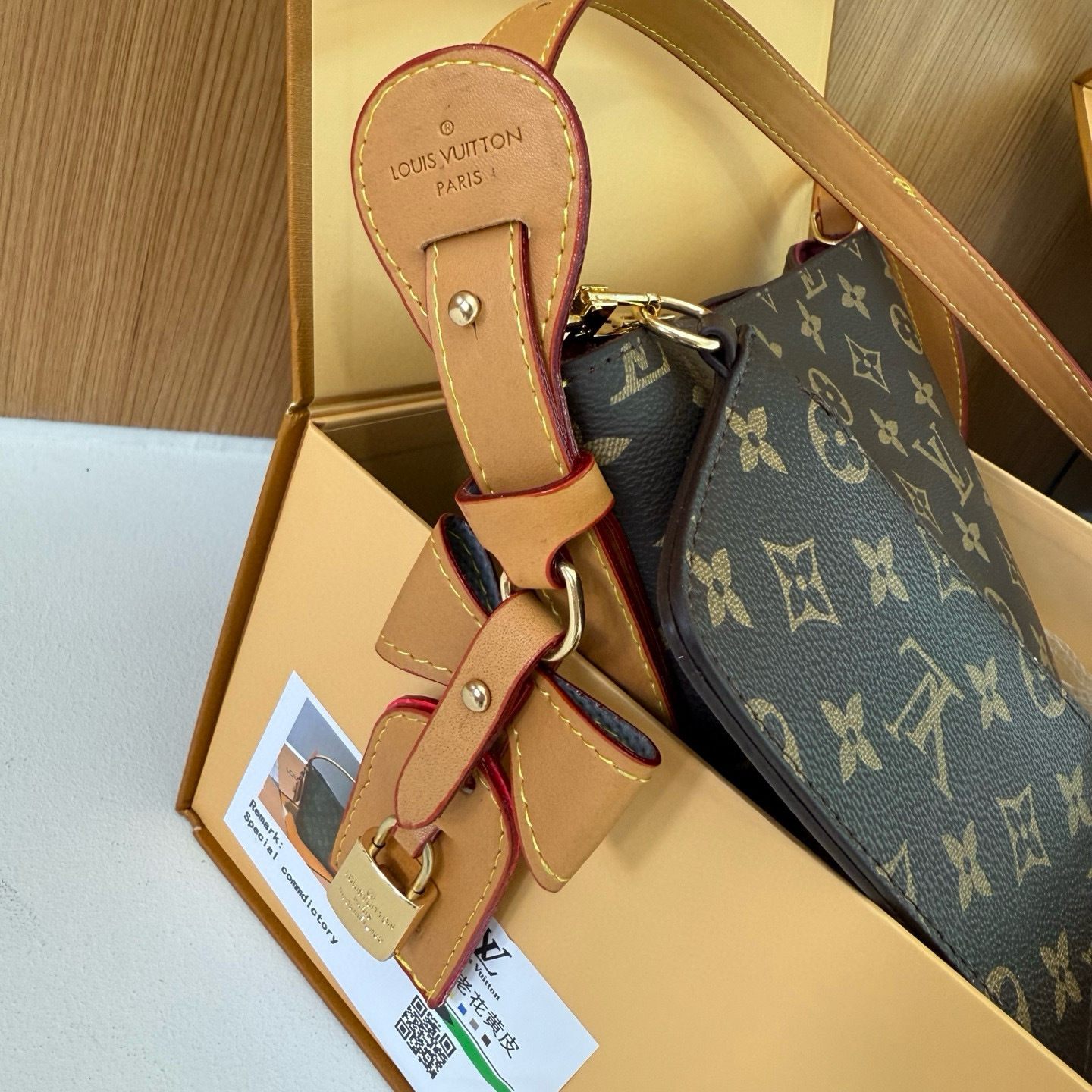 38$ dh LV Cs003 Shoulder bag size 24X18X13 cm 51672023687 DX648 gallery