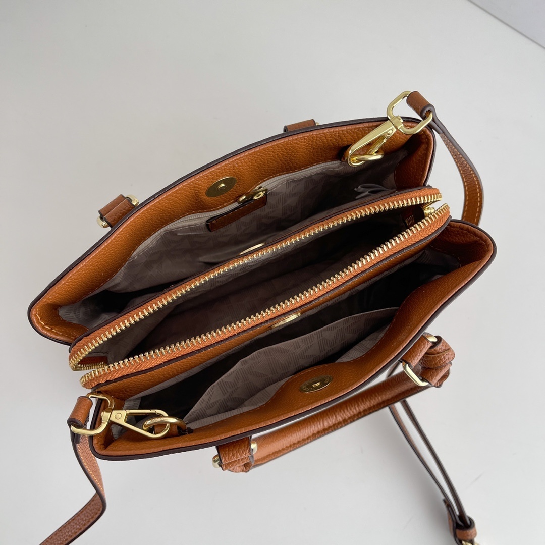 38$ dh MK 99180 Shoulder bag size 24X17X10 cm 91562823685 BY2473 gallery